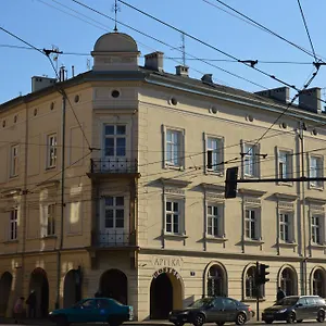 Royal Castle Apartment